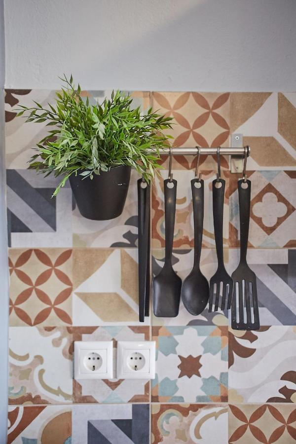 Tostay-Unique Apartment Hotel In Athens Center! المظهر الخارجي الصورة